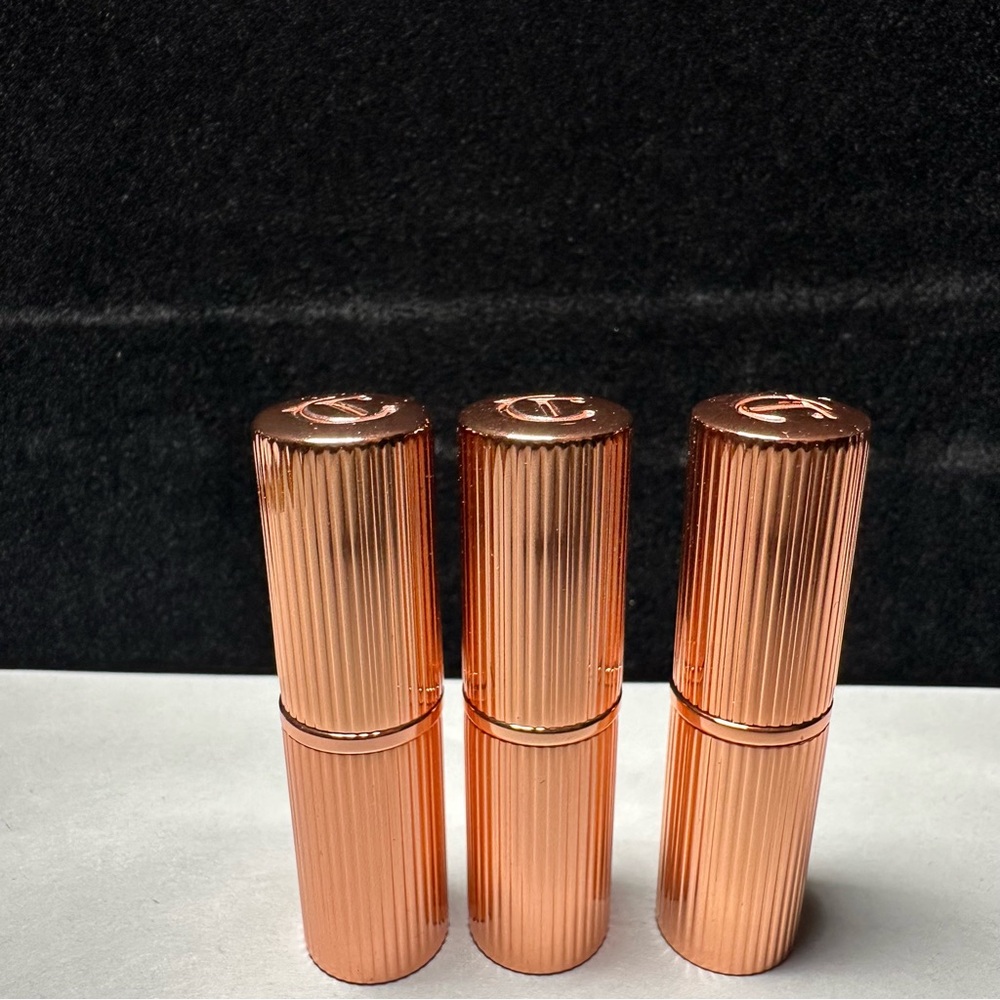Charlotte Tilbury Copper Lipstick Hollywood Vixen price for 1 lipstick